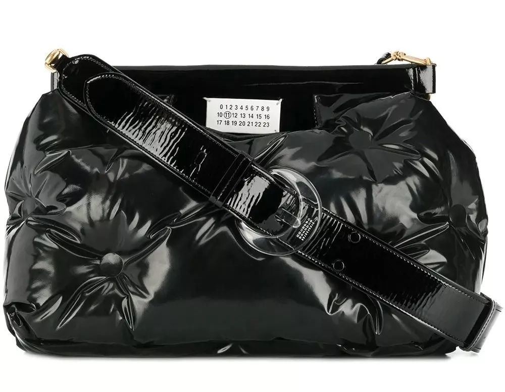 对传统审美的反杀：超A女风格解码