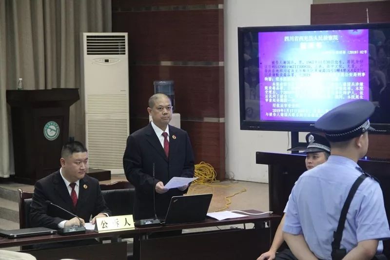 法治副校长进校园法治教育活动,法制副校长赴学校上好开学第一课