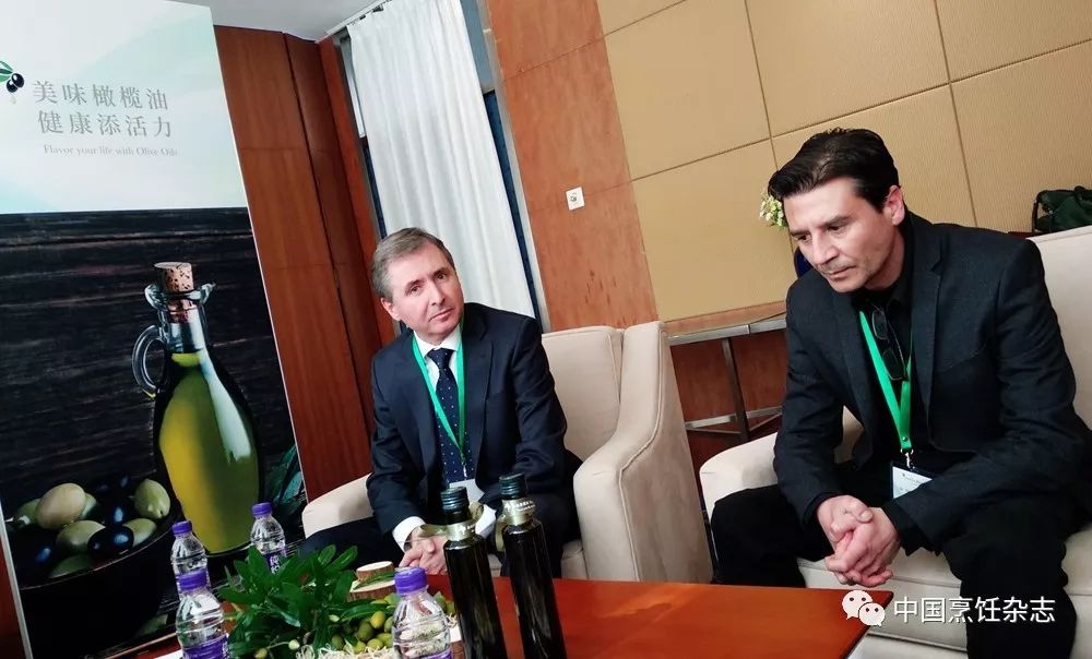 生榨橄榄油和初榨橄榄油哪个好,初榨橄榄油炒菜的正确使用方法