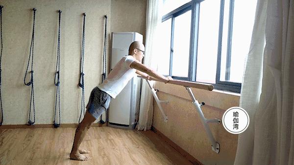 为什么锻炼做俯卧撑越做越少,为什么练俯卧撑只有双臂有感觉