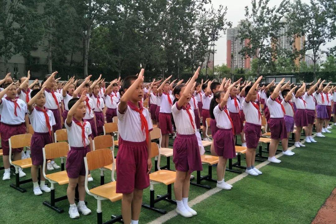 六一特别礼物送进校园,六一儿童节慰问礼物