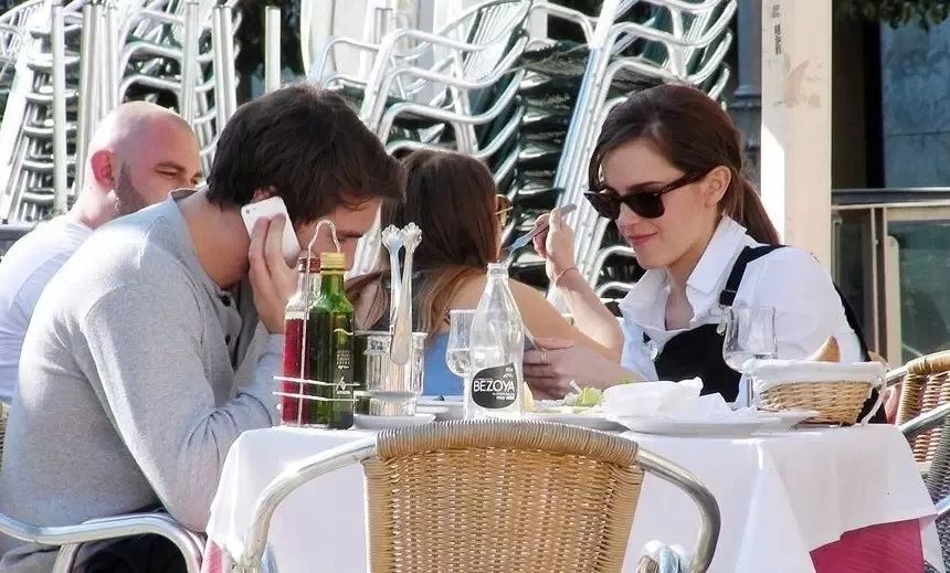 赫敏霉霉,霉霉和赫敏什么关系