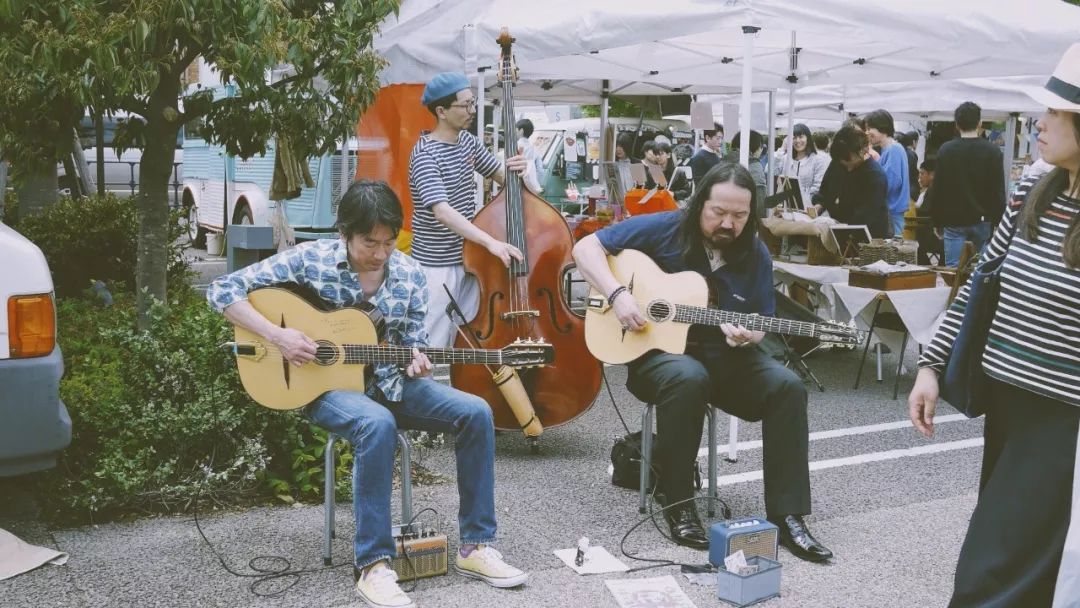 东京三大跳蚤市场,东京最大的跳蚤市场
