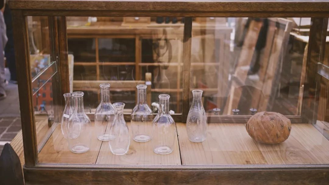 东京三大跳蚤市场,东京最大的跳蚤市场