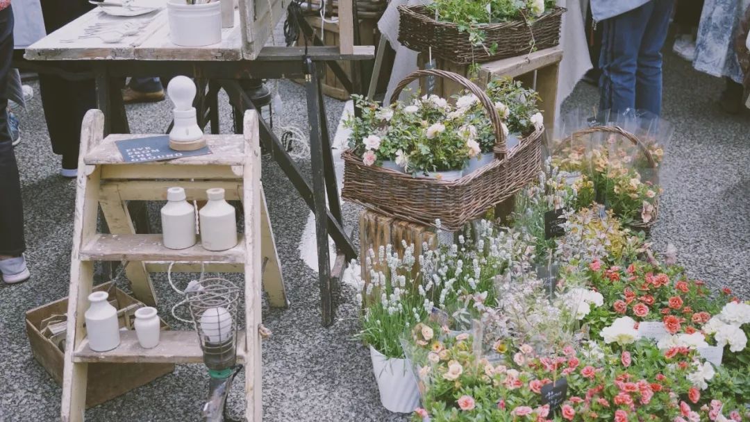 东京三大跳蚤市场,东京最大的跳蚤市场