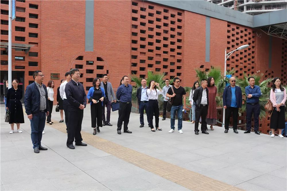 筑巢引凤蝶舞花开——利州区委常委、组织部长张宗虎一行莅临万达中学视察人才工作