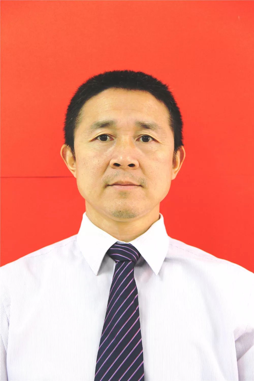 筑巢引凤蝶舞花开——利州区委常委、组织部长张宗虎一行莅临万达中学视察人才工作