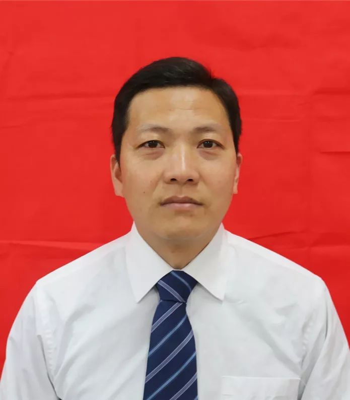 筑巢引凤蝶舞花开——利州区委常委、组织部长张宗虎一行莅临万达中学视察人才工作