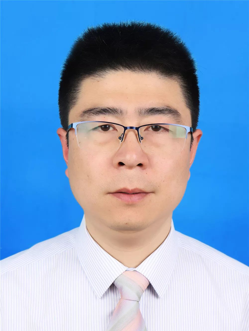 筑巢引凤蝶舞花开——利州区委常委、组织部长张宗虎一行莅临万达中学视察人才工作