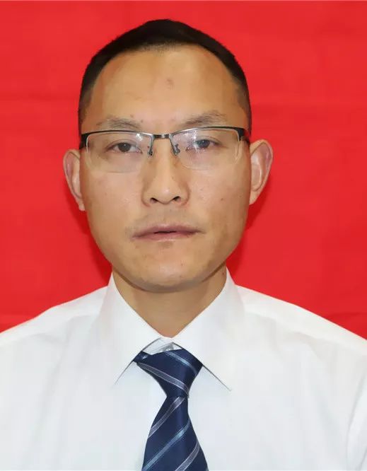 筑巢引凤蝶舞花开——利州区委常委、组织部长张宗虎一行莅临万达中学视察人才工作