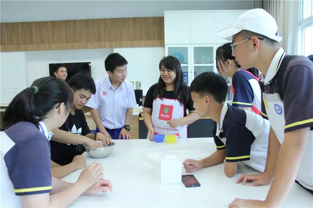 泰国交流｜万中遇上易三仓，这个夏天太美好！