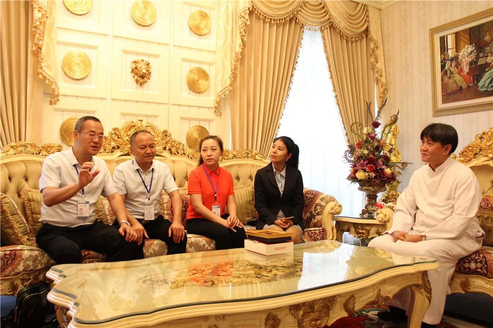 泰国交流｜万中遇上易三仓，这个夏天太美好！