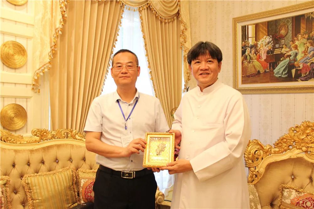 泰国交流｜万中遇上易三仓，这个夏天太美好！