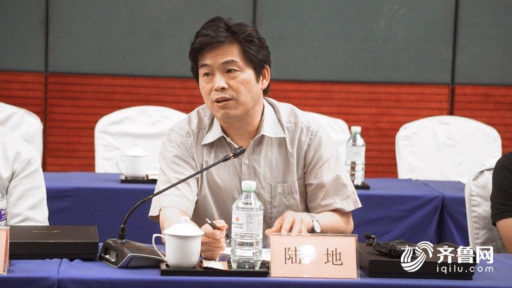 书写奋进新时代记录平凡追梦人专家学者高度评价山东卫视《此时此刻》