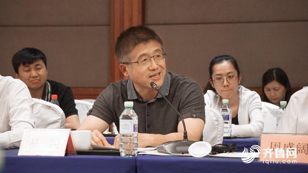 书写奋进新时代记录平凡追梦人专家学者高度评价山东卫视《此时此刻》