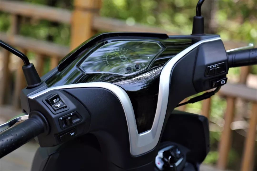 2020款三阳fnx150百公里,三阳fnx1502019款踏板车