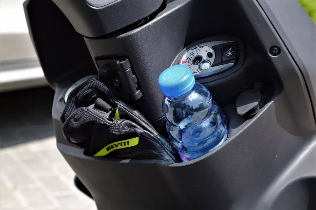 2020款三阳fnx150百公里,三阳fnx1502019款踏板车