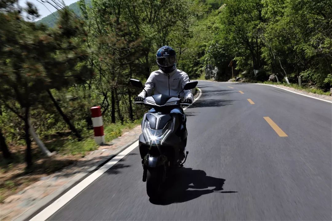 2020款三阳fnx150百公里,三阳fnx1502019款踏板车