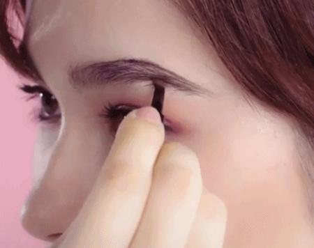 埃菲尔铁塔杏粉色,埃菲尔铁塔艺术风格