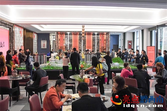 鍏ㄥ煄鍏遍壌鐩涘喌绌哄墠,鍏ㄥ煄鍏遍壌缇庡ソ鍚箷浜哄眳鏂扮瘒