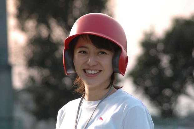 32岁事业上升期,13岁的她开始了个人的演艺生涯