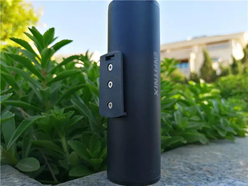 夜骑装备丨小身材多功能大实用Navi600骑行电筒评测