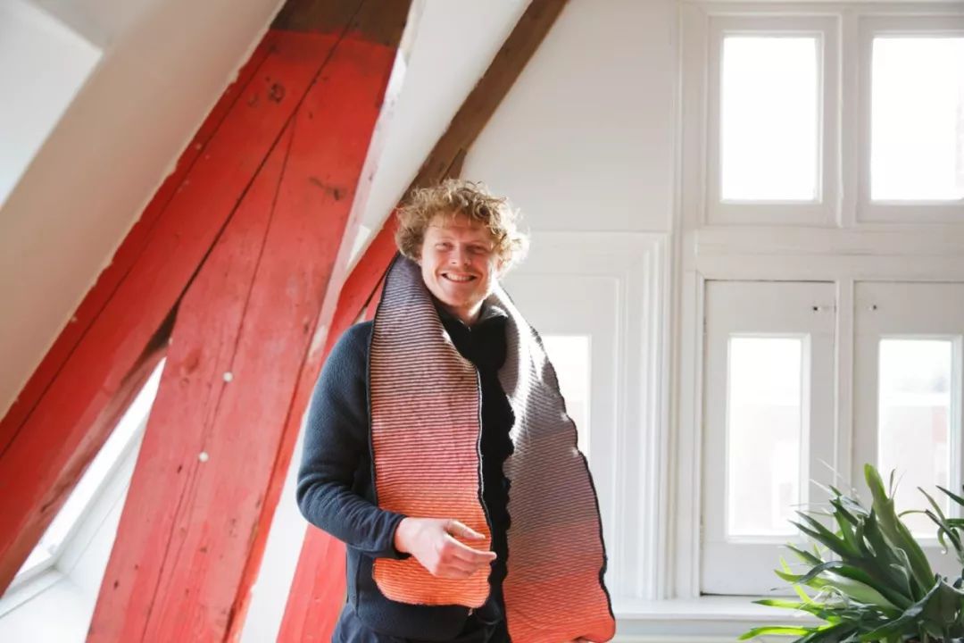 那个新锐针织品牌Byborre，他设计的东西你也能做到（？）