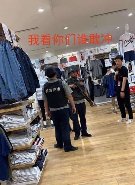 kaws璺熶紭琛ｅ簱,浼樿。搴撴姠kaws