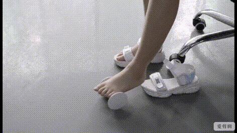跑完步脚底痛？滚一滚它就管用，还能瘦小腿