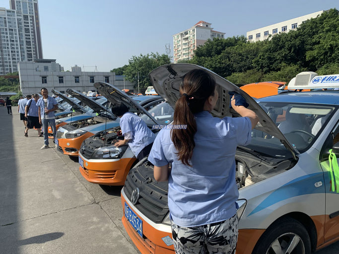 爱心送考车集结,爱心送考车预约