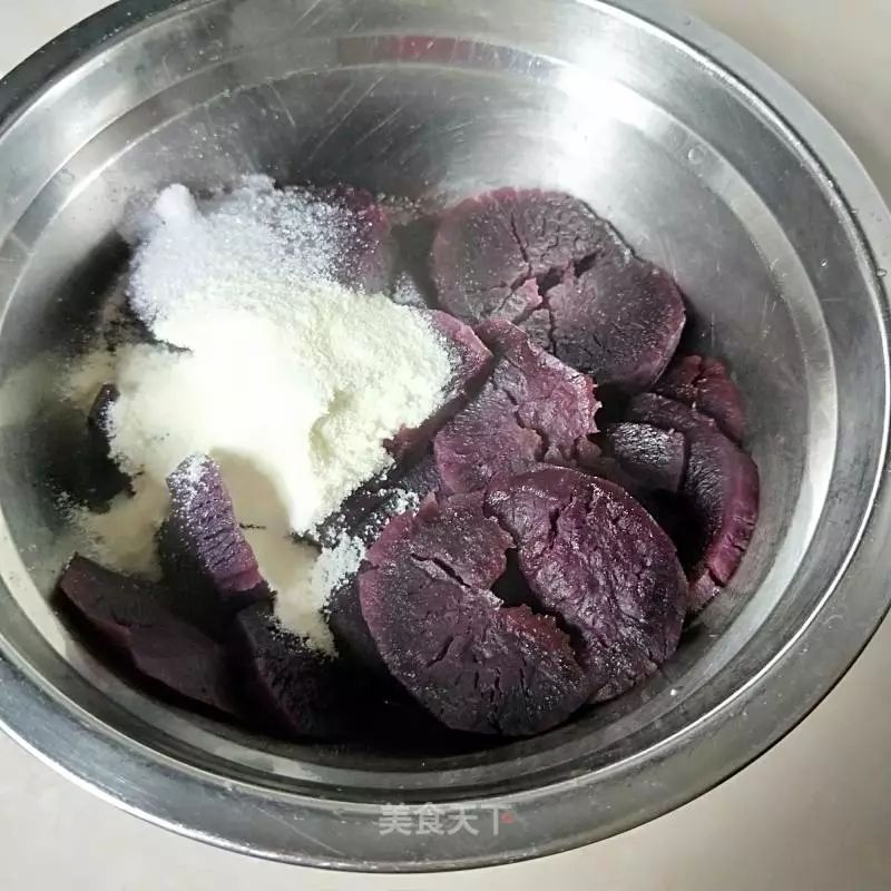 吃剩的饺子皮这样做，简单又好吃，简直香skr人