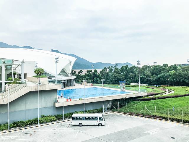 沙雕姐妹花暴走香港大澳，一个你没了解过的彩色离岛