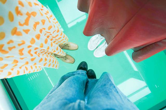 沙雕姐妹花暴走香港大澳，一个你没了解过的彩色离岛