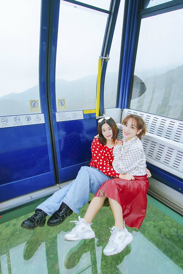 沙雕姐妹花暴走香港大澳，一个你没了解过的彩色离岛