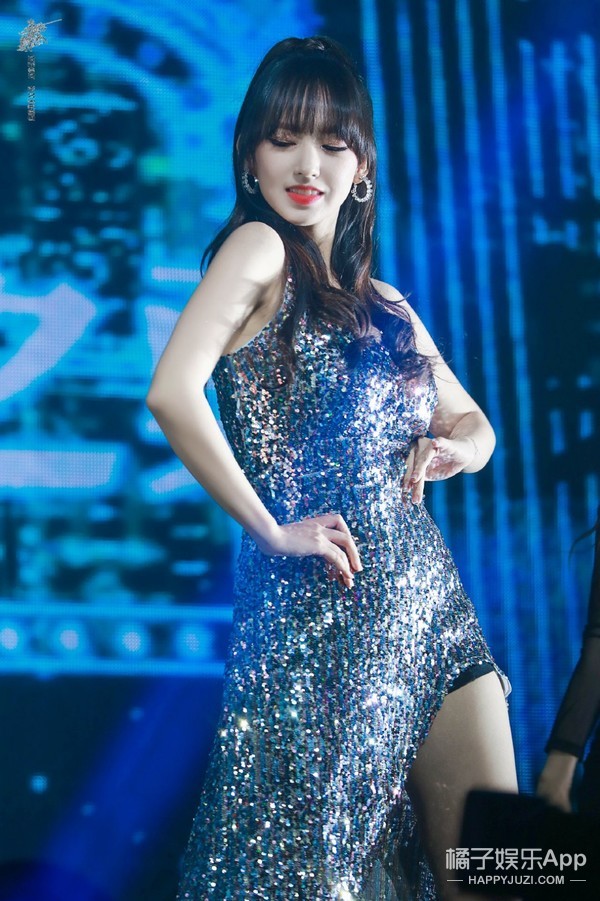 迪丽热巴欧阳娜娜双子座,欧阳娜娜和迪丽热巴互动