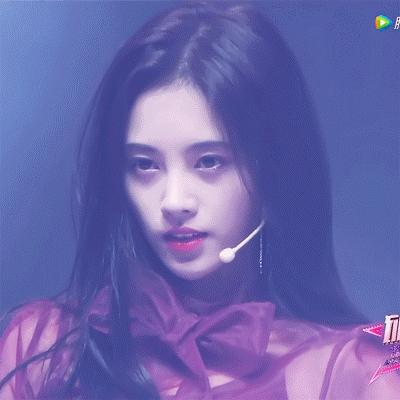 迪丽热巴欧阳娜娜双子座,欧阳娜娜和迪丽热巴互动