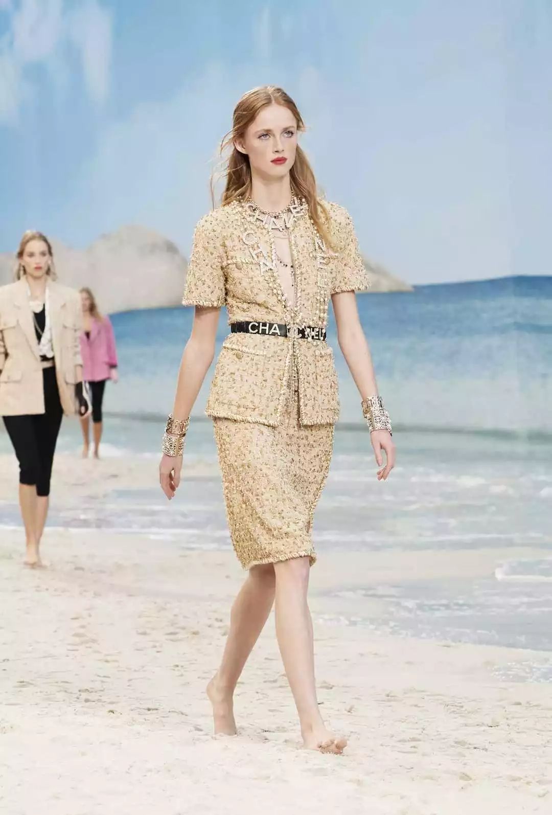 GUCCI、PRADA、LV...这些包包才应该是每个女生奋斗的目标