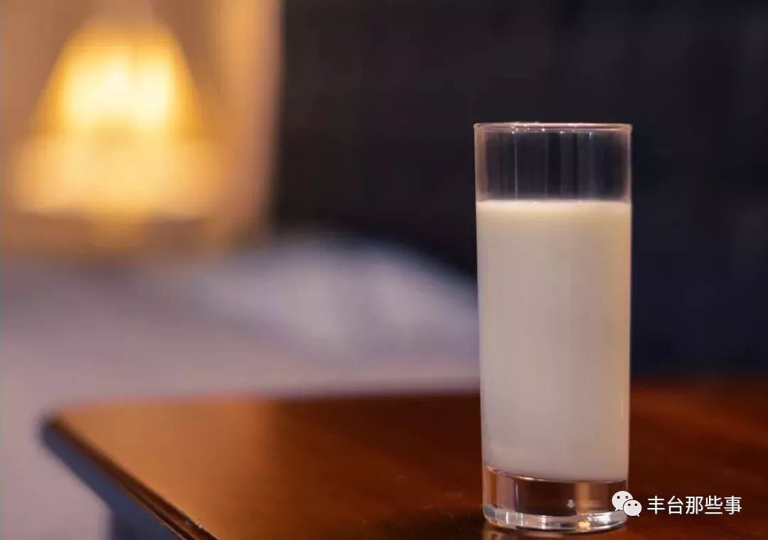 OMG!拿下万千家庭,一口就上瘾~~仅有1/1000的人才能喝到的“奶中贵族”,竟然是它