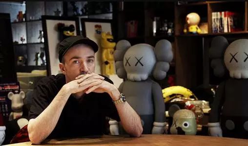 优衣库ut系列kaws,kaws优衣库ut系列2019