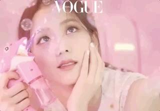 日韩彩妆正品店铺推荐图片高清,日韩新款彩妆平价礼盒推荐