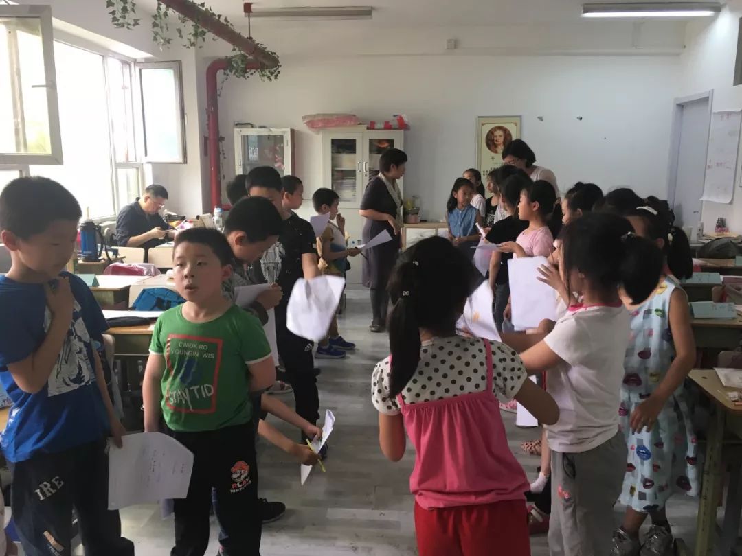 SEL课堂能乱成什么样儿?-记理心教育之小天鹅公益学校第四学期第二课