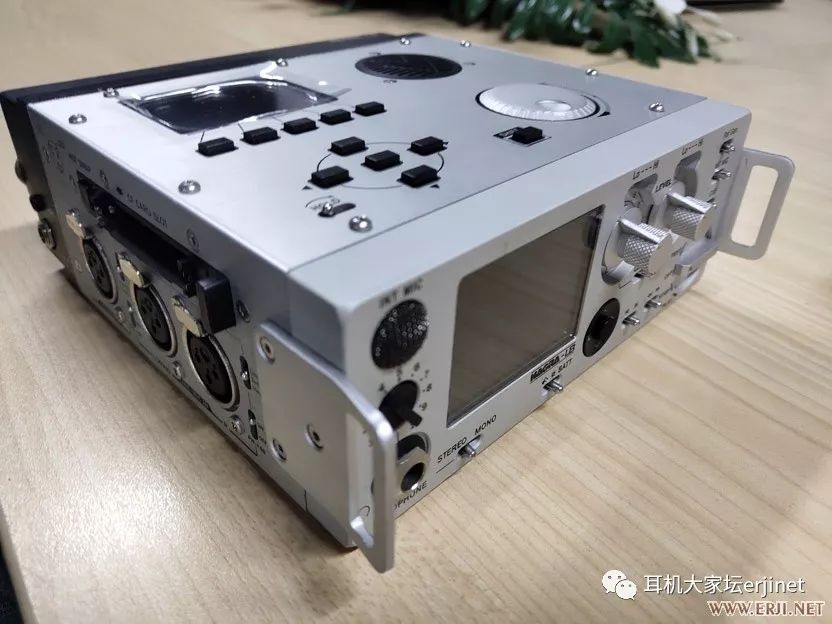 低调的巨人日本,低调的巨人