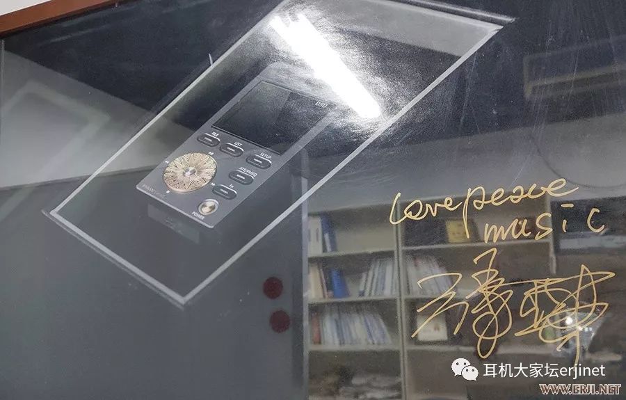 低调的巨人日本,低调的巨人