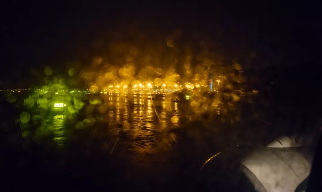 南航最怕什么投诉,南航的公务舱休息室吃饭免费吗