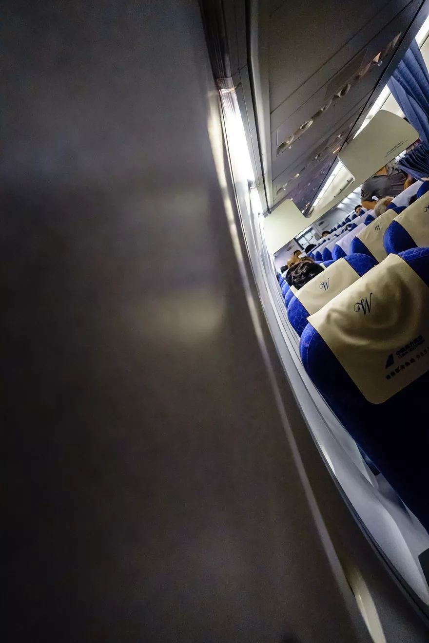 南航最怕什么投诉,南航的公务舱休息室吃饭免费吗