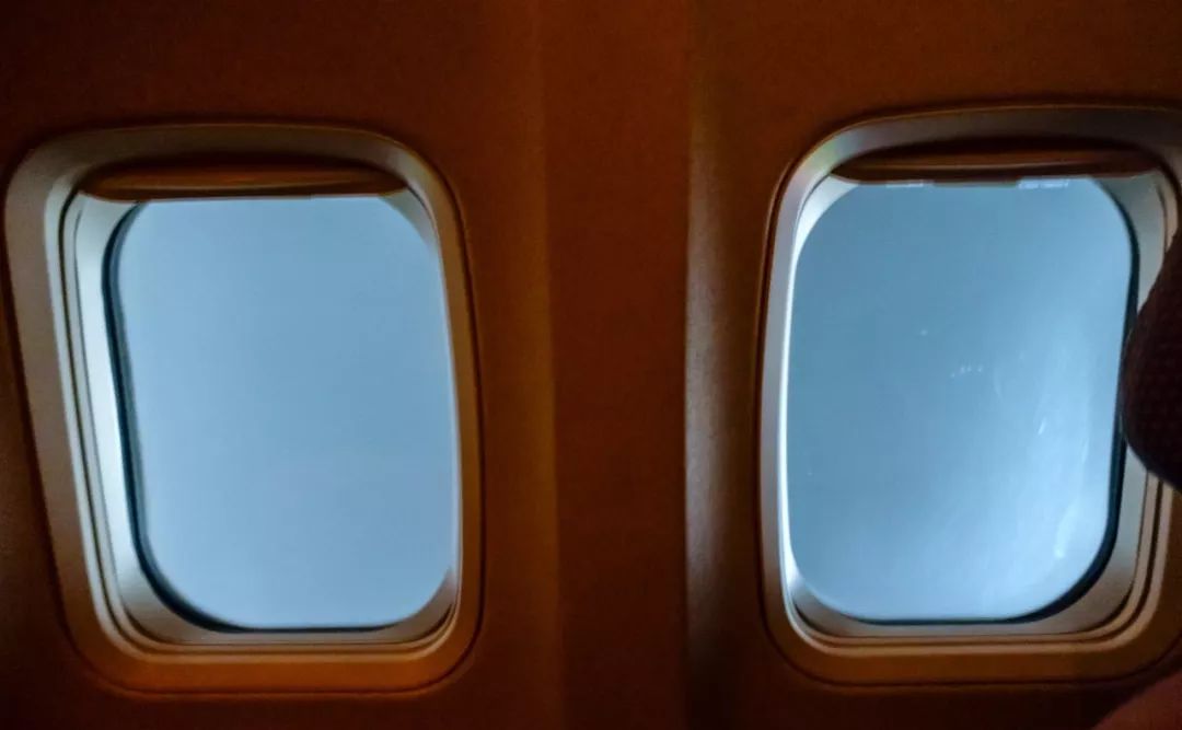 南航最怕什么投诉,南航的公务舱休息室吃饭免费吗