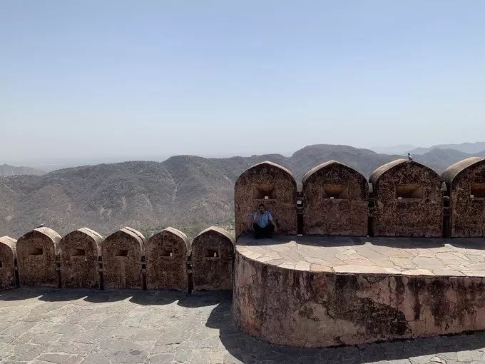 假设你要去印度请问需要注意什么,要去印度买什么东西