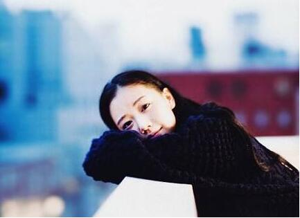 苍井优结婚了，现在去当搞笑艺人还来得及娶新垣结衣