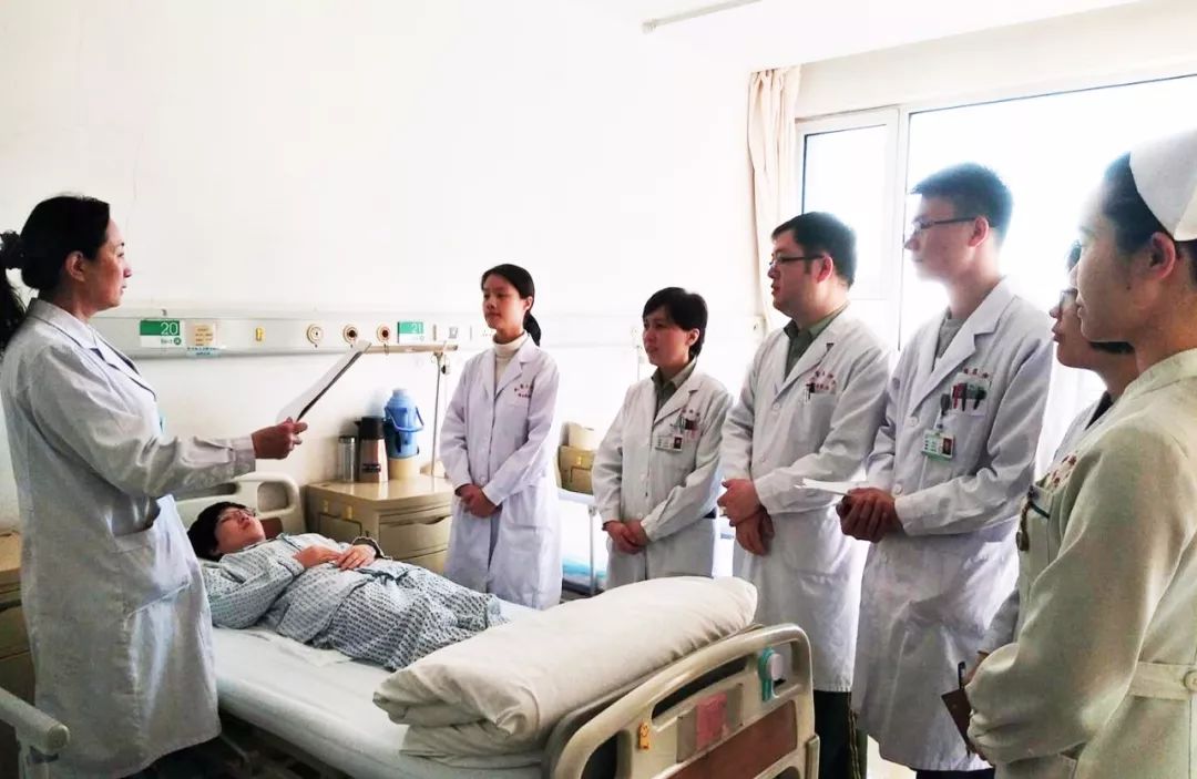 在部队当医生和普通医生有区别吗,在部队上怎么能当医生