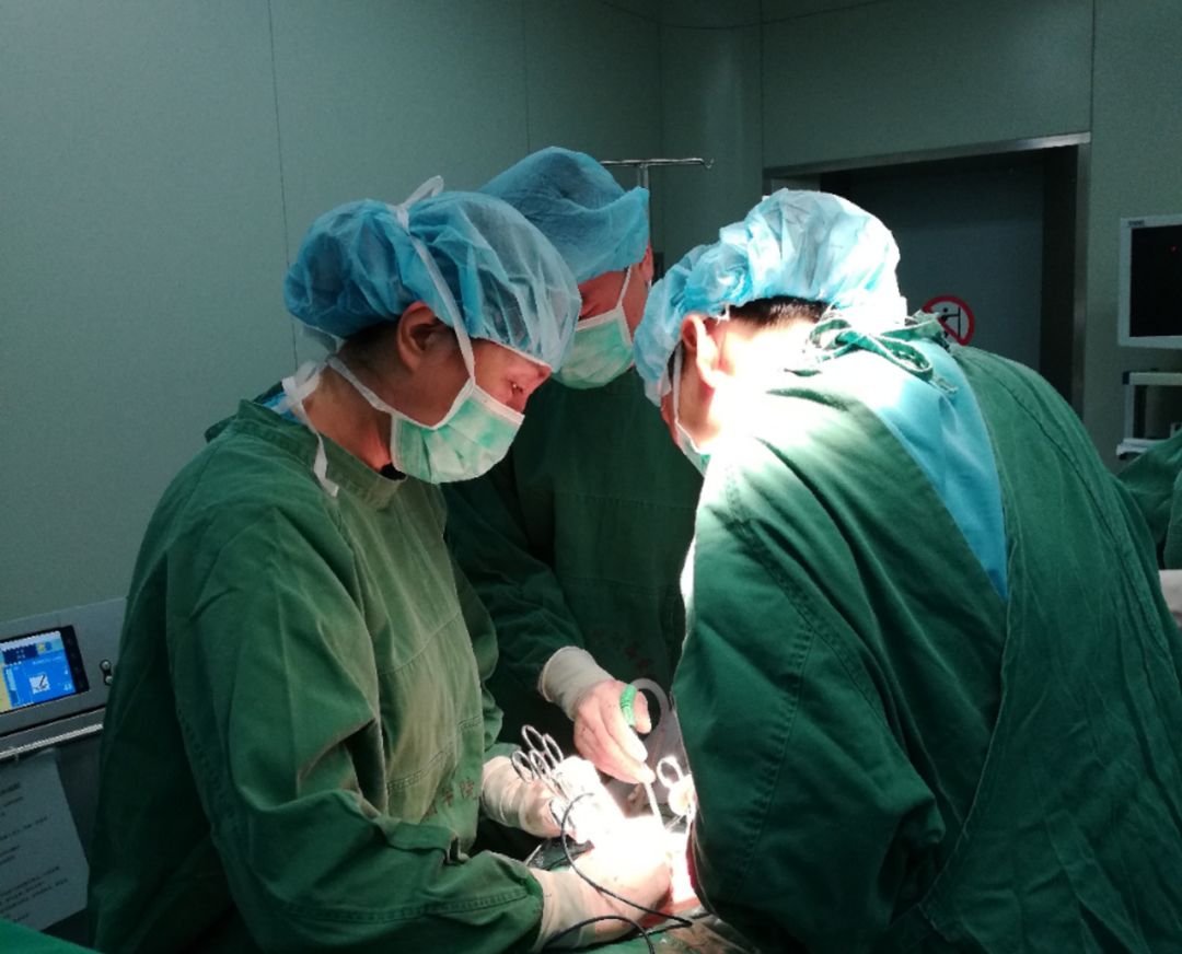 在部队当医生和普通医生有区别吗,在部队上怎么能当医生